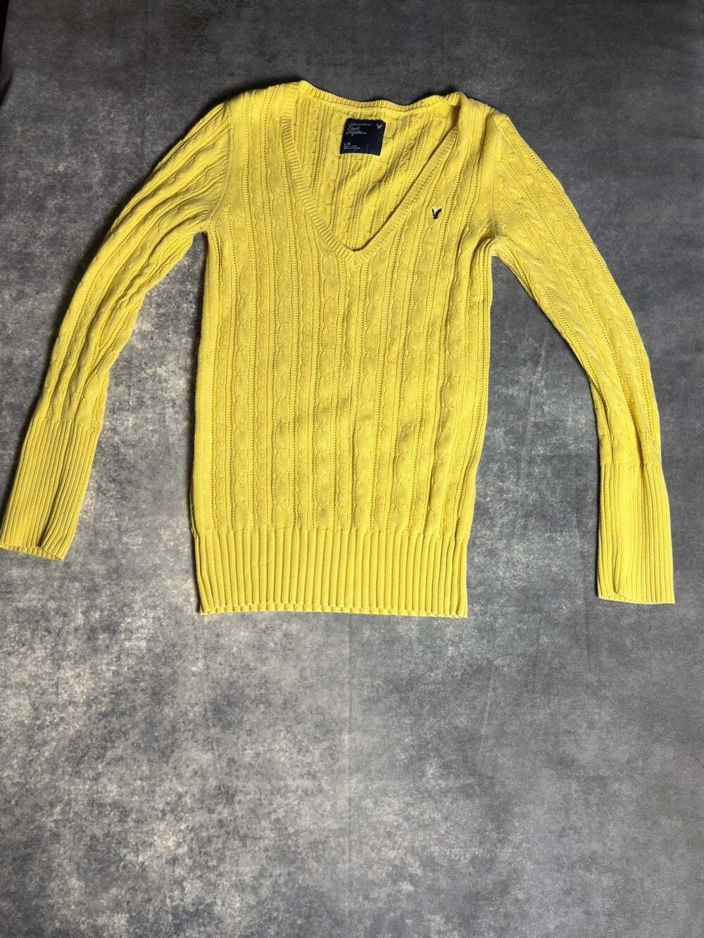 American Eagle Outfitters Women's Yellow Cable Knit V-Neck Long Sleeve Sweater S